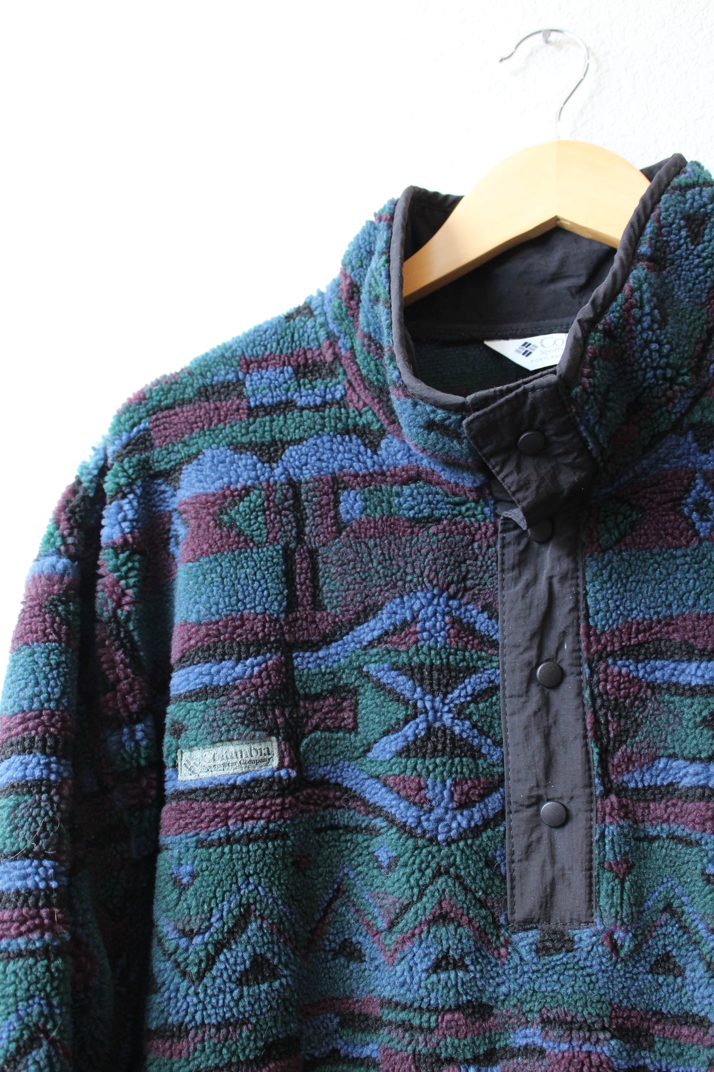 Vintage Columbia Deep Pile Aztec Fleece (XL)