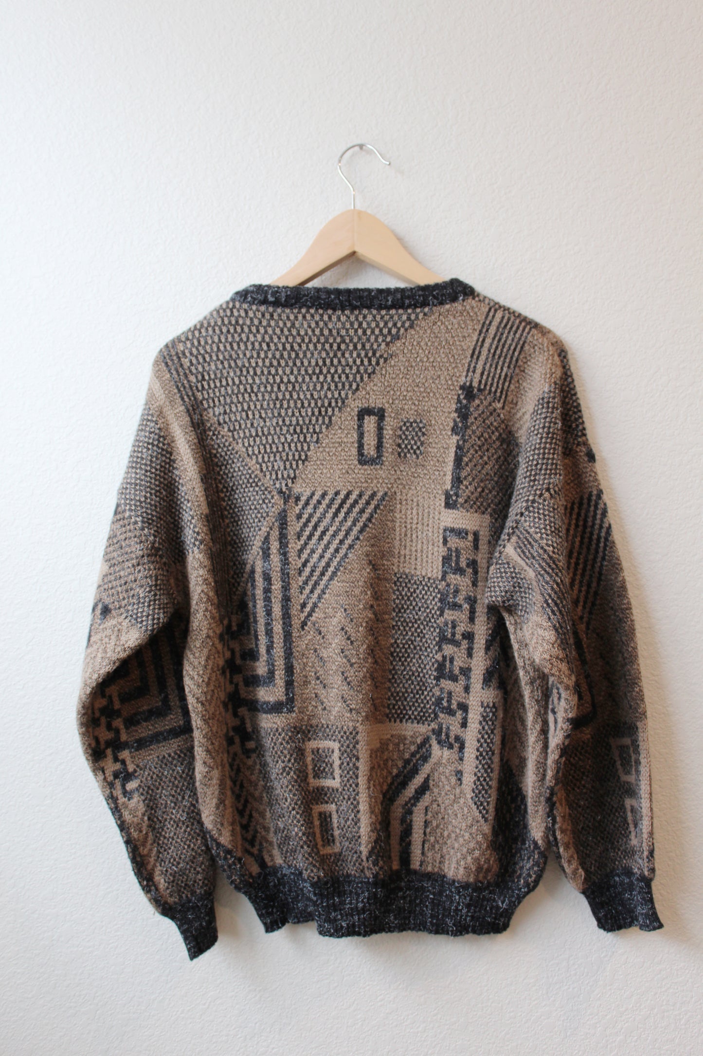 Earth Tone Abstract Pattern Sweater (L)