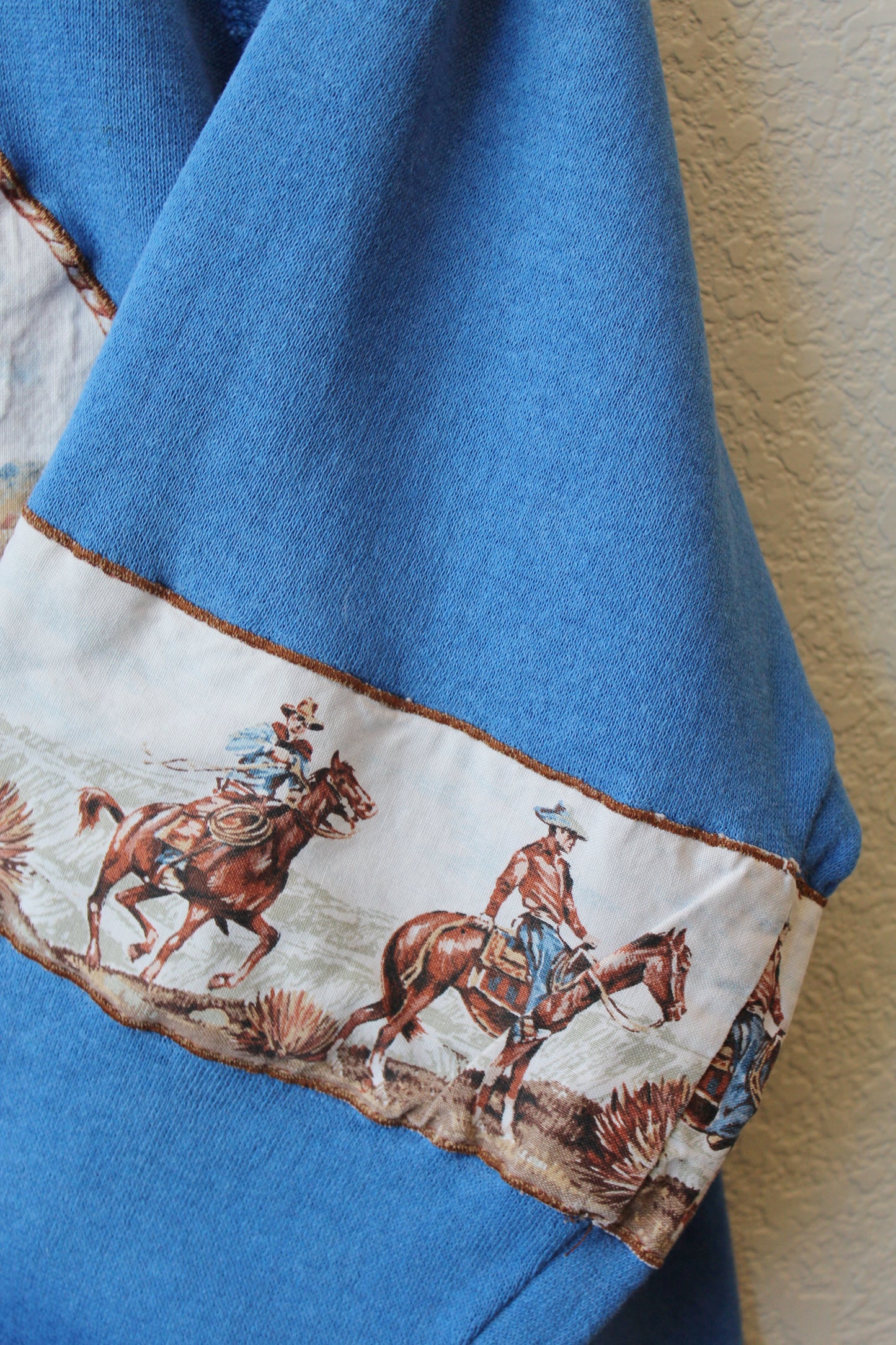 Vintage 80's Handsewn Cowboy Crew (S/M)