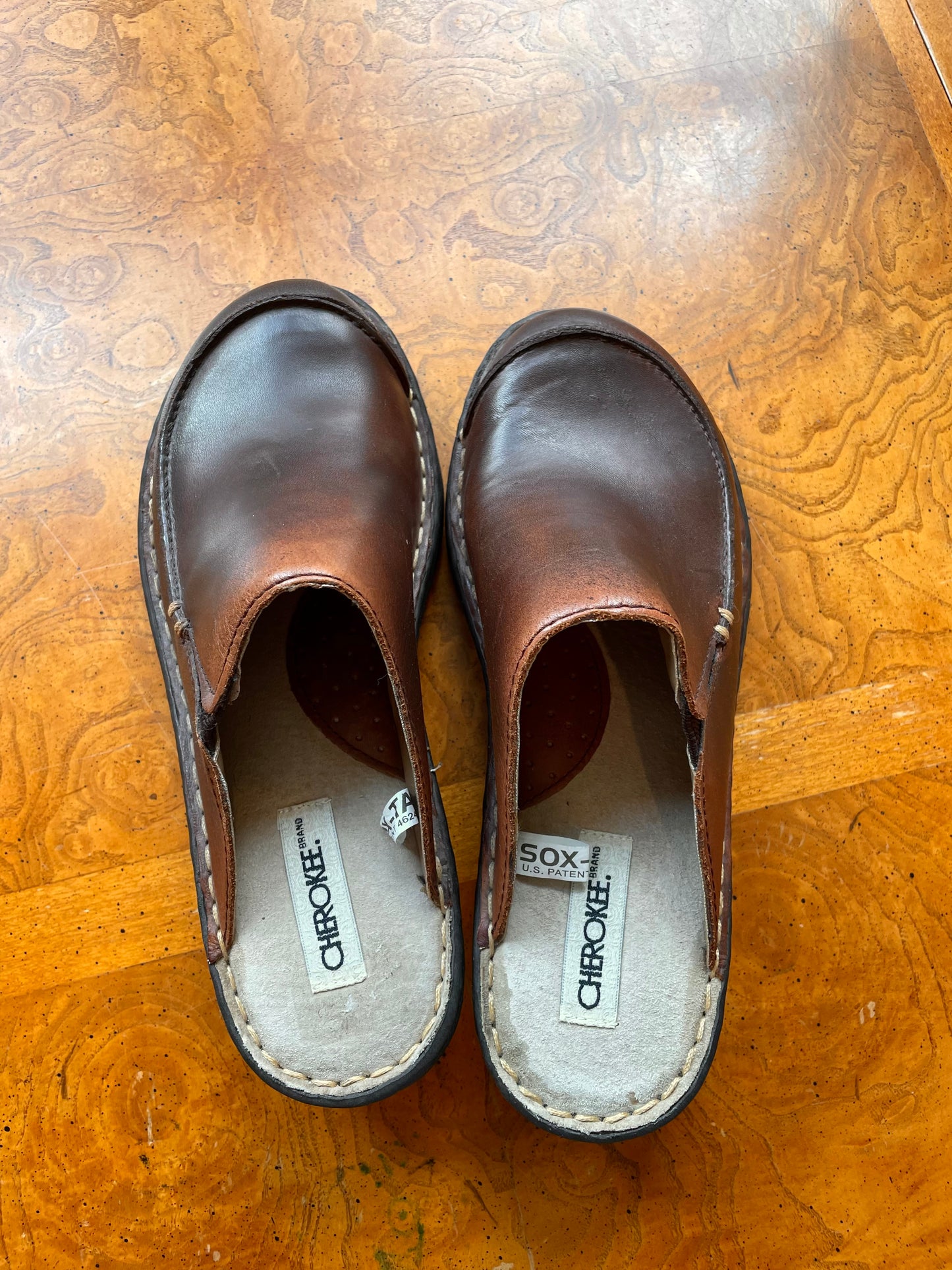 Y2K Leather Clogs (7)