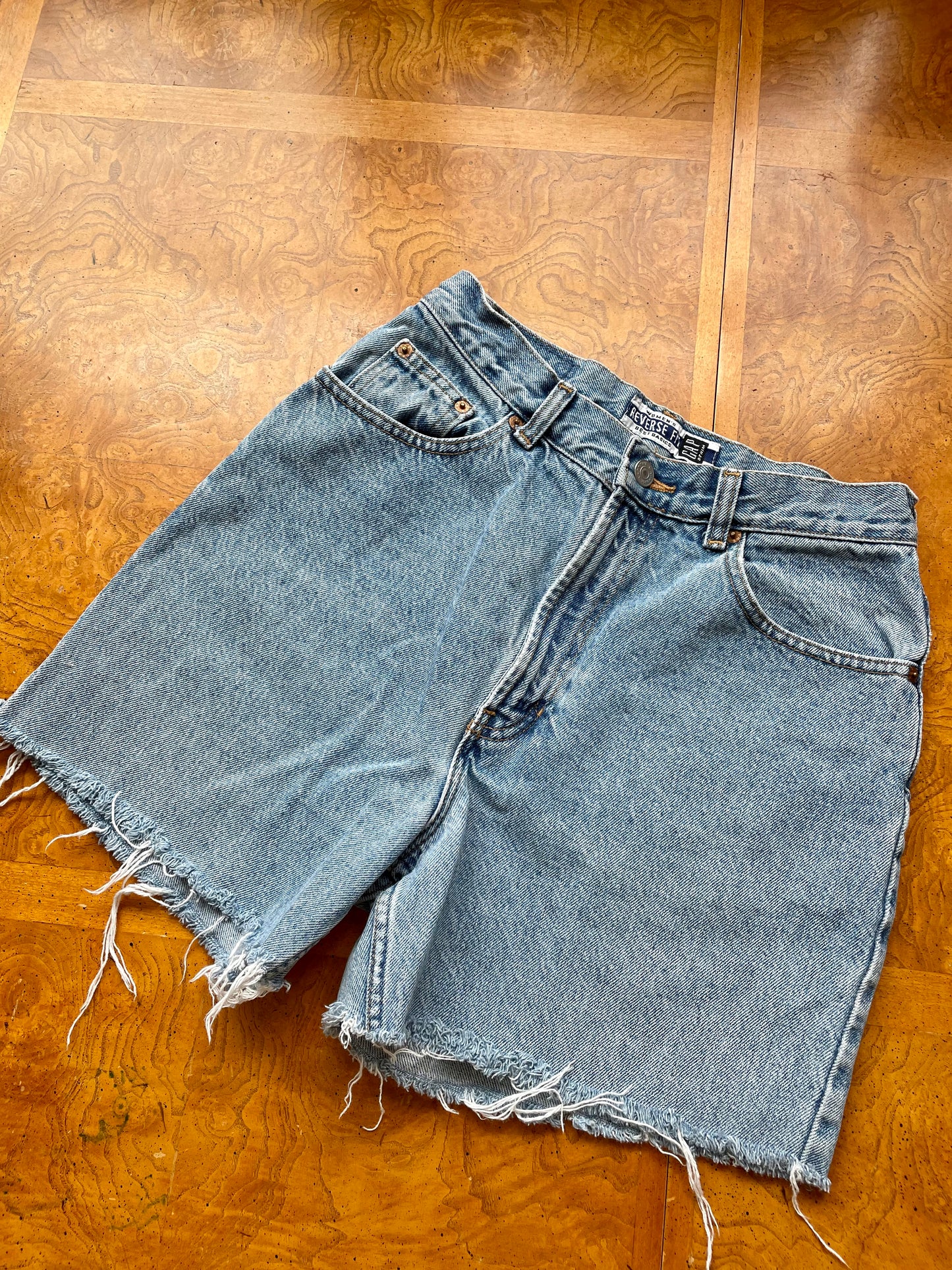 Vintage GAP Denim Cut Off Shorts (27)