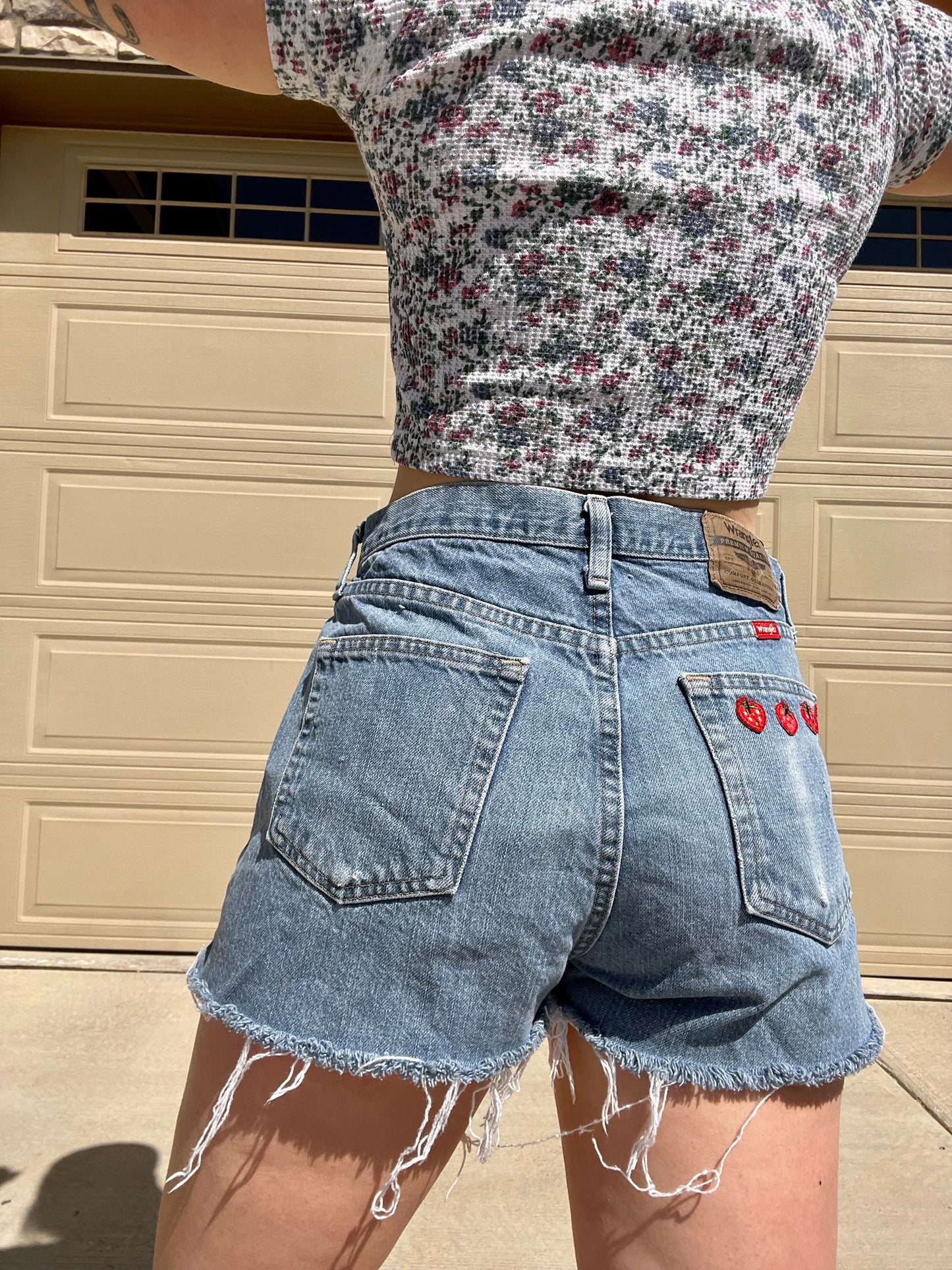 Vintage Wrangler Strawberry Shorts (31)