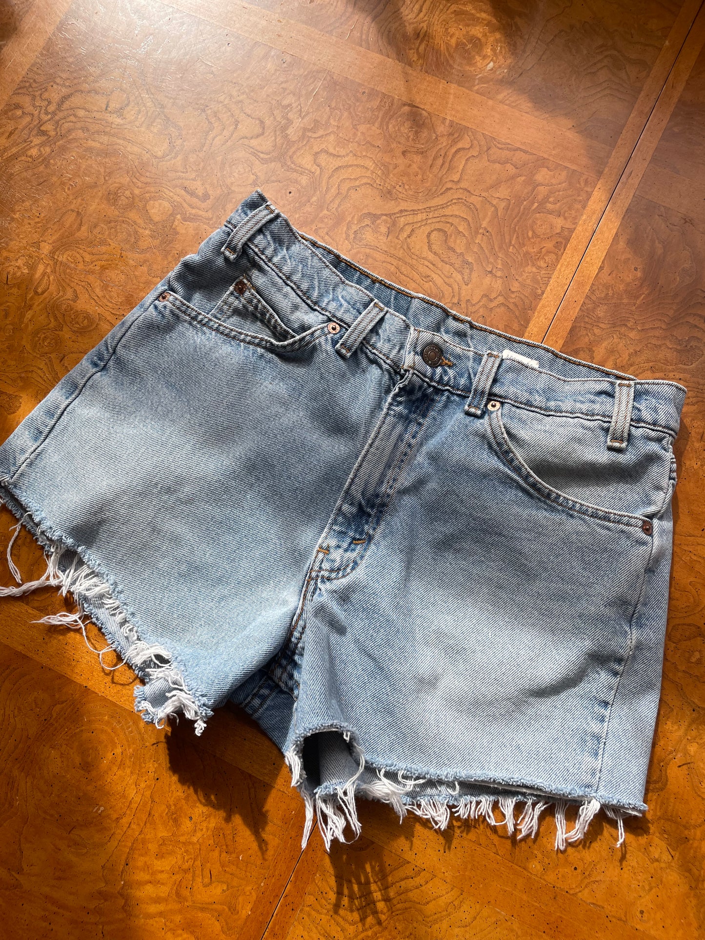 Vintage 1995 Levi Orange Tab Cut Off Shorts (30)