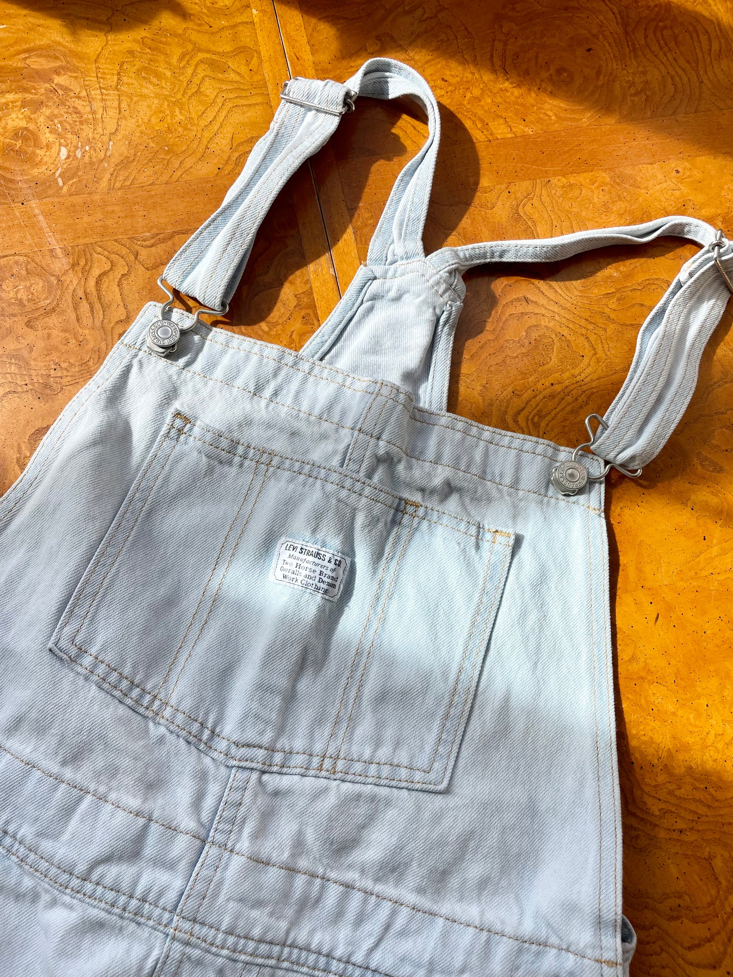 Levi Light Wash Denim Shortalls (M/L)