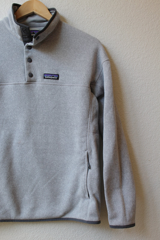 Patagonia Grey Snap Tee Fleece (L)