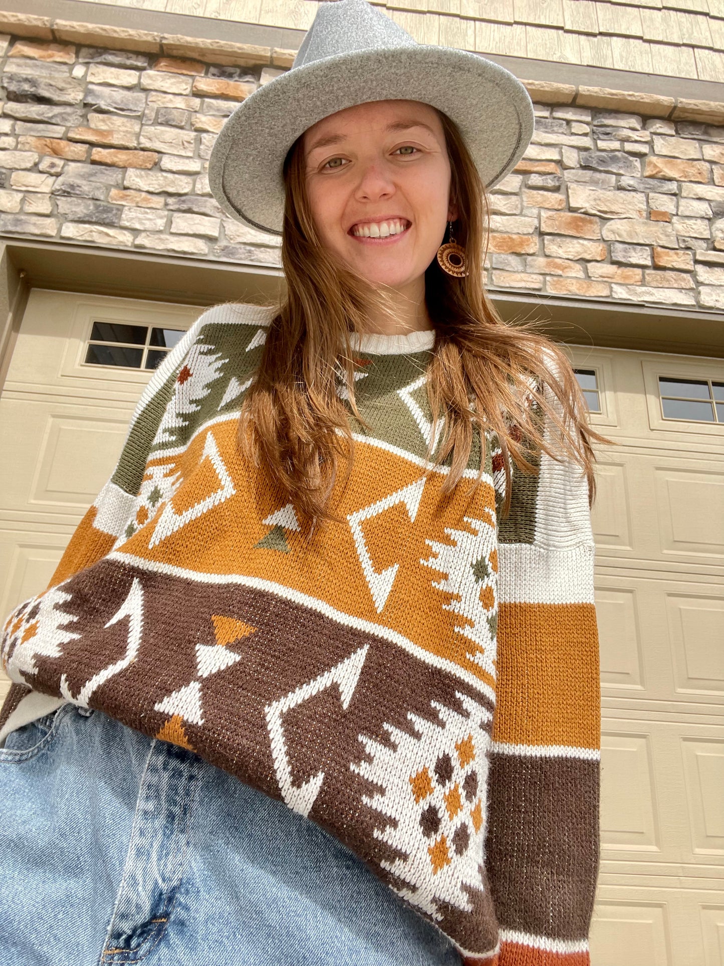 Vintage Earth Toned Pattern Sweater (XL)