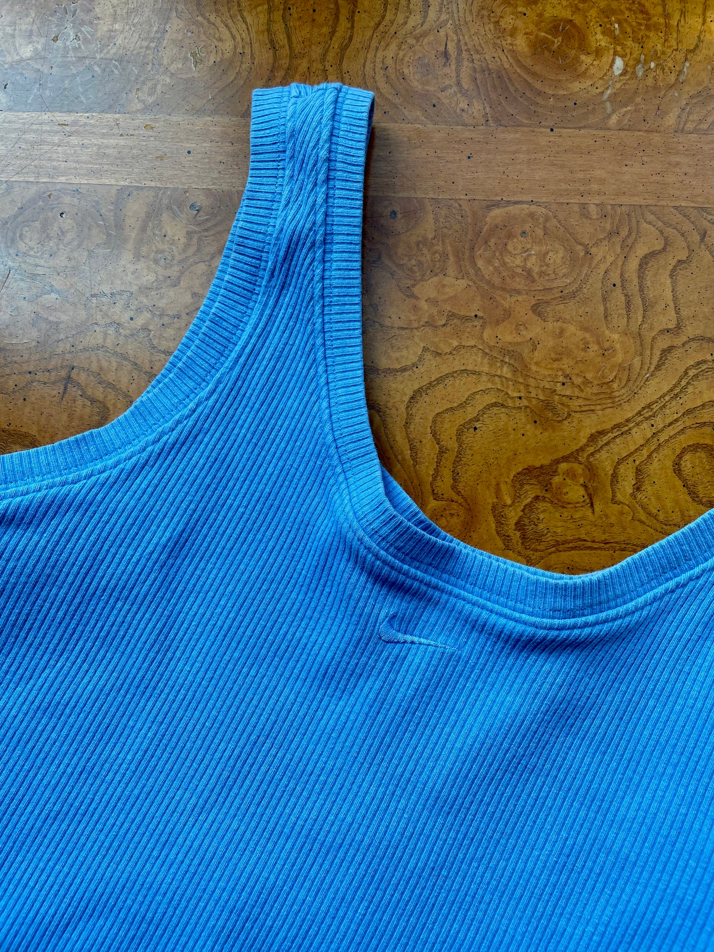 Nike Mini Middle Swoosh Tank (S)